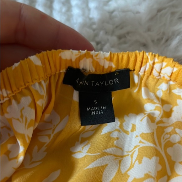 Yellow Floral Off-Shoulder Top - Picture 2 of 3